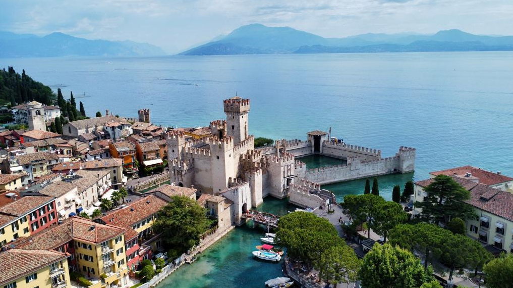 75 000 touristes en un week-end : ce qui s’est vraiment passé dans cette petite ville italienne