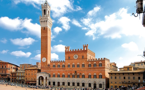 Torre del Mangia Siena Italia