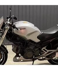 Ducati Monster 600 metallic