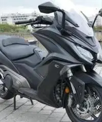 NUOVO Kymco AK550 ETS NERO OPACO