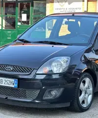 Ford Fiesta 1.4 TDCi 3p. Ghia