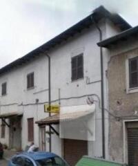Quarantola: Vendita Capannone in Via Napoli, 170 Km 7,600