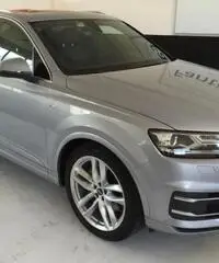 AUDI Q7 3.0 TDI 272 CV SUBENTRO LEASING