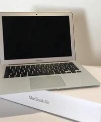 Macbook Air 13 i5 8GB 256 ssd - early 2015