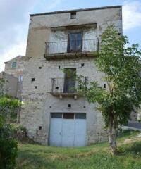 Casa singola, garage e giardino a Castelbottaccio
