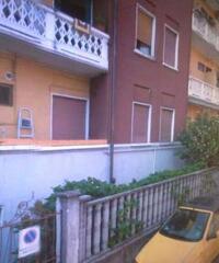 Affittasi appartamento di fronte fermata MM3 - Milano